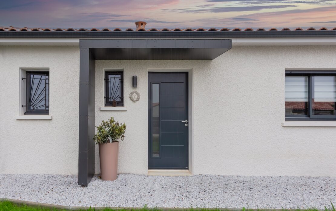 maison avec porche d'entrée dans la Haute Garonne ou le Tarn